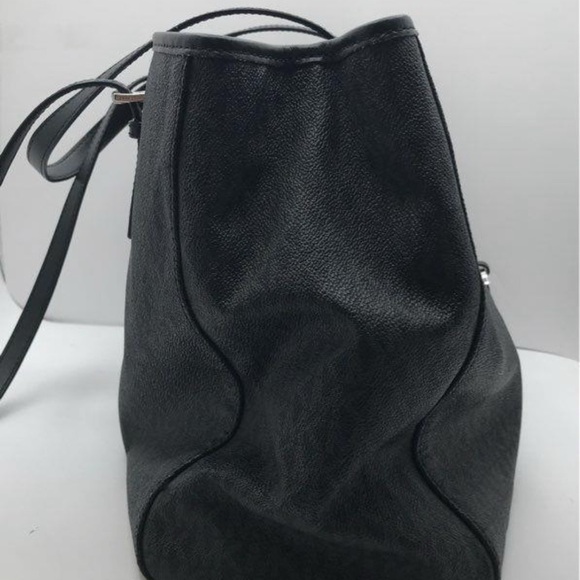 AUTHENTIC MICHAEL KORS BLACK/GREY MONOGRAM SHOULDER BAG - Picture 6 of 12